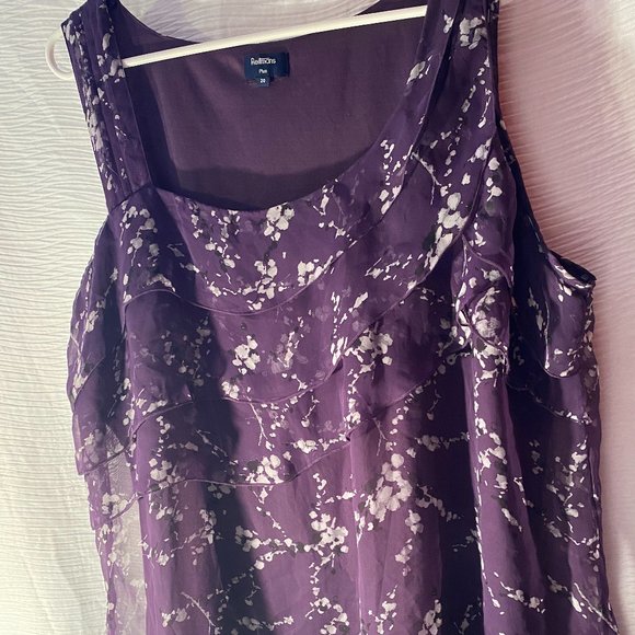 Reitmans Tops - 4/$30 Reitmans Summer Top Purple Size 20